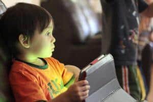 China Imposes Gaming Curfew for Minors