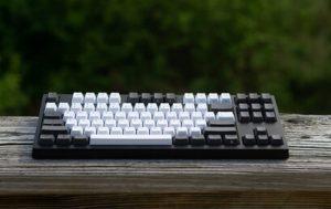 white-mechanical-keyword