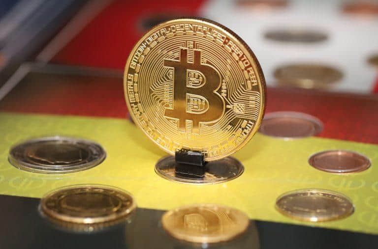 Why You Should Get a Small Loan to Jump Start Your Cryptocurrency Portfolio