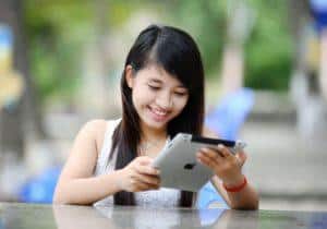 everything-students-must-know-about-critical-lens-essay