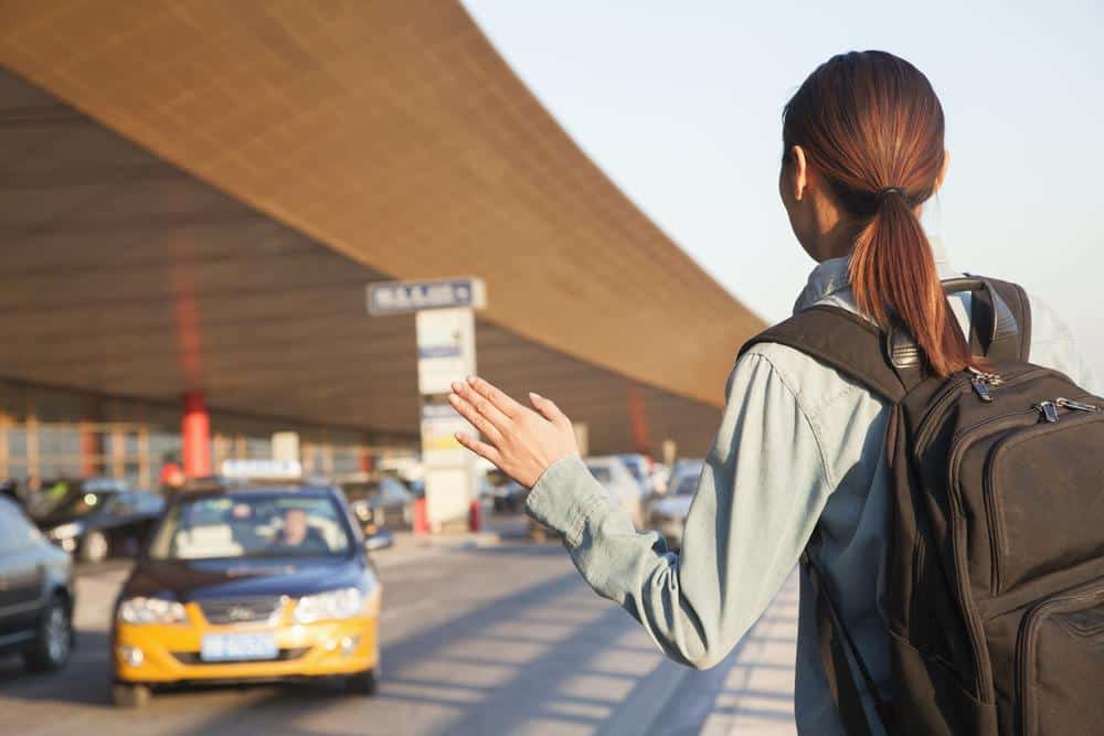 Airport Taxi Tips What To Know Before You Book Your Trip