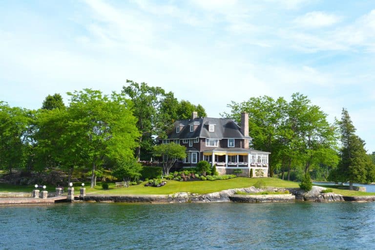Serenity By The Shore: Waterfront Homes With Stellar Realty Group